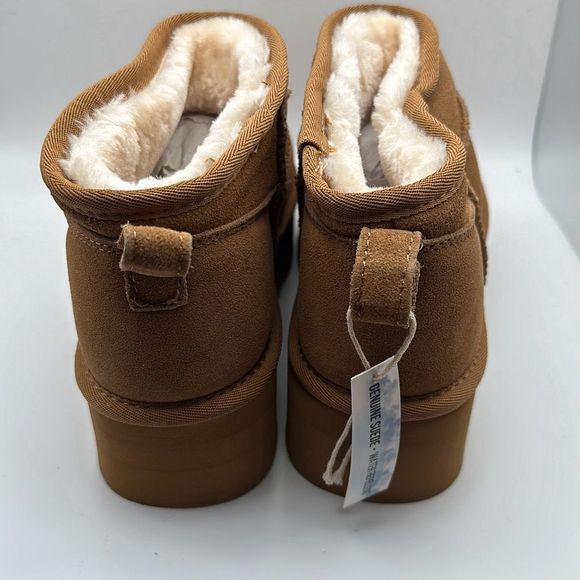 CUSHIONAIRE Women's Genuine Suede pull on platform boot +Memory Foam 9 CHESTNUT - Picture 4 of 7